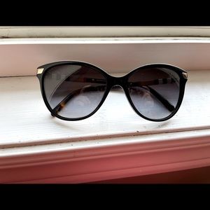 Authentic Burberry Womens Sunglasses